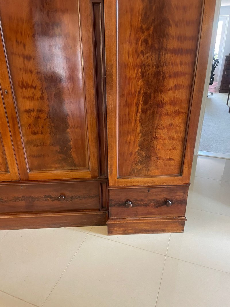 Outstanding Quality Large Victorian Antique Figured Mahogany Four Door Wardrobe - Image 9